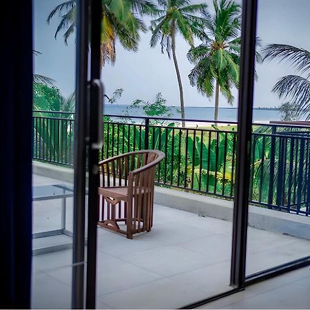 Aqua Marine Beach Hotel كالكوداه المظهر الخارجي الصورة