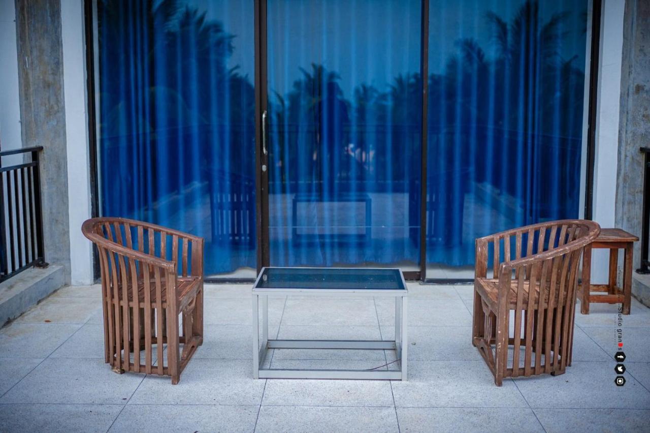 Aqua Marine Beach Hotel كالكوداه المظهر الخارجي الصورة
